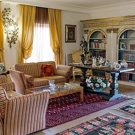 Bed & Breakfast Triskeles 4*